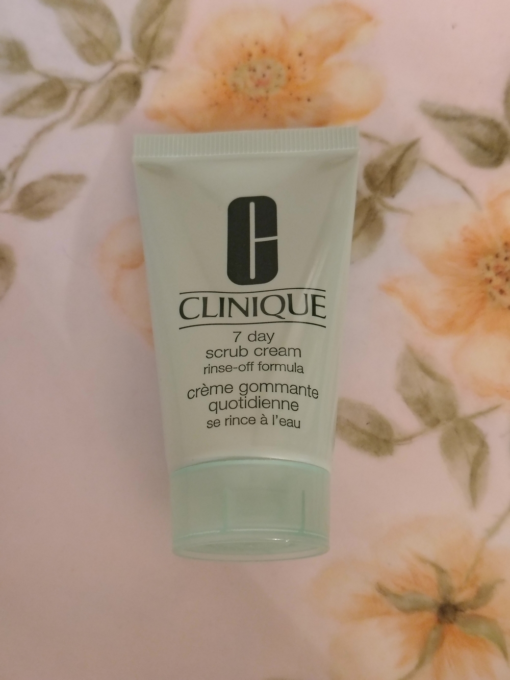 Clinique 7 Day Scrub Cream